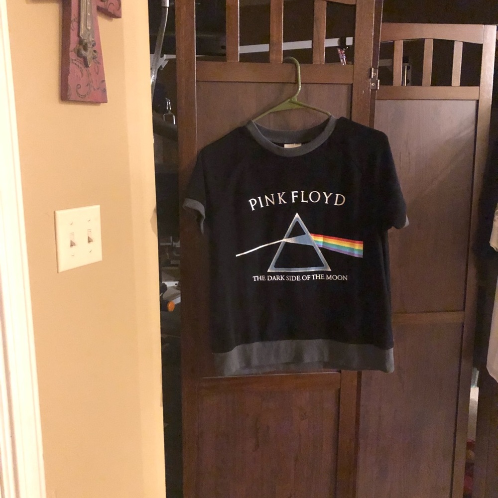 Short sleeve sweatshirt